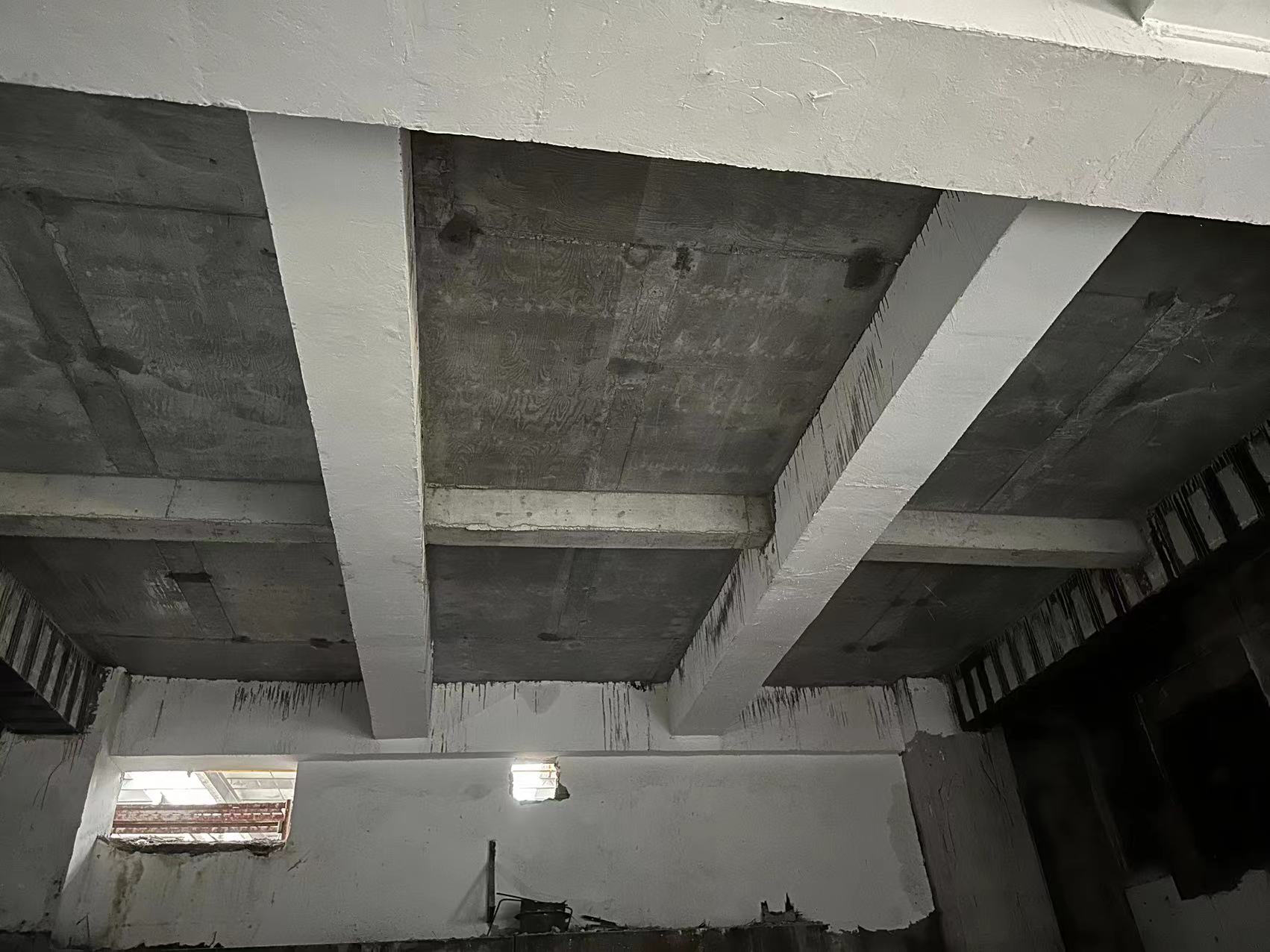 东莞房屋加固砖混房子好加固吗？砖混建筑改造难点在哪